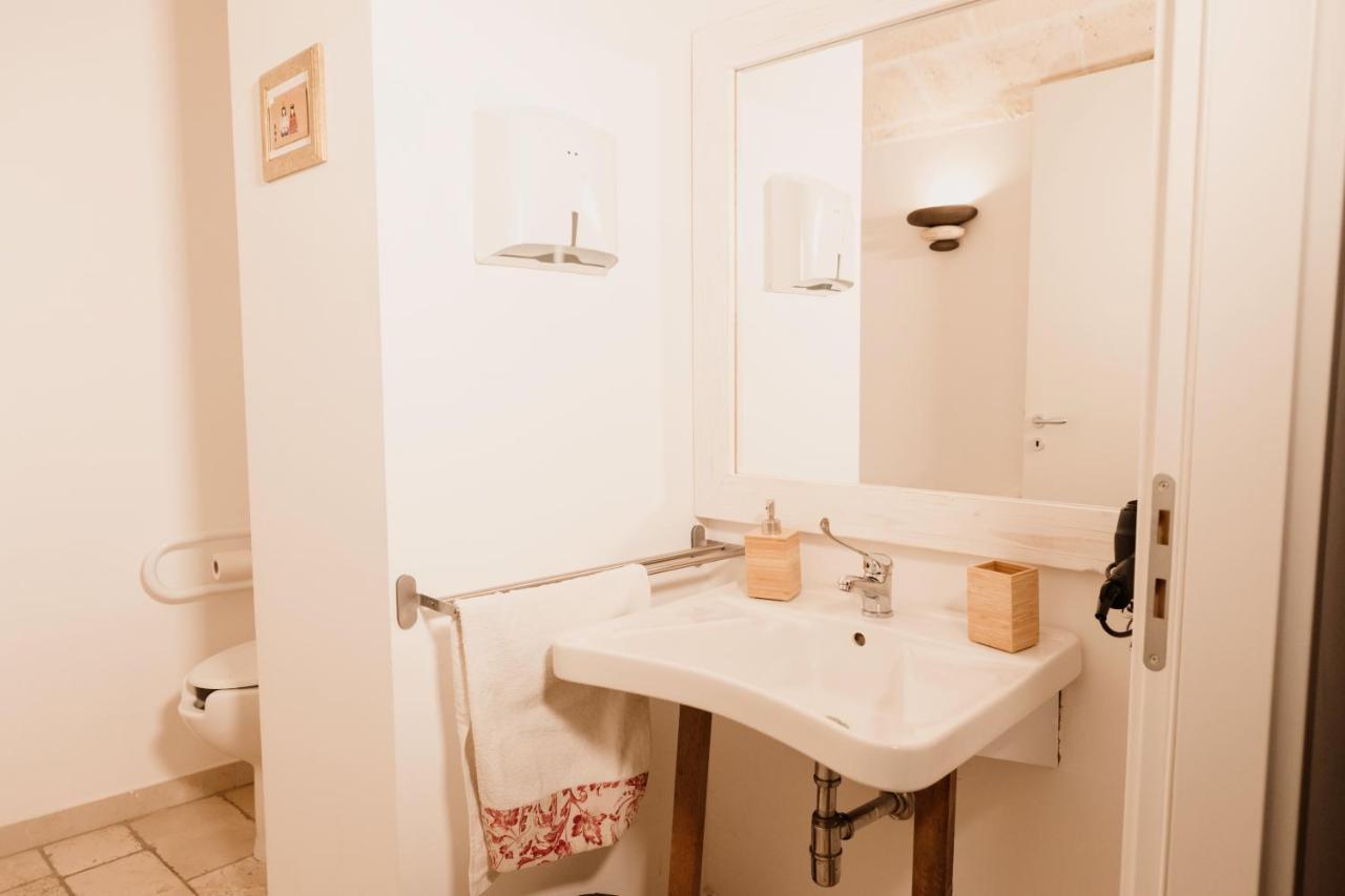 A Stare - Stone Apartment In The Historic Center - มอลเฟตตา ภายนอก รูปภาพ