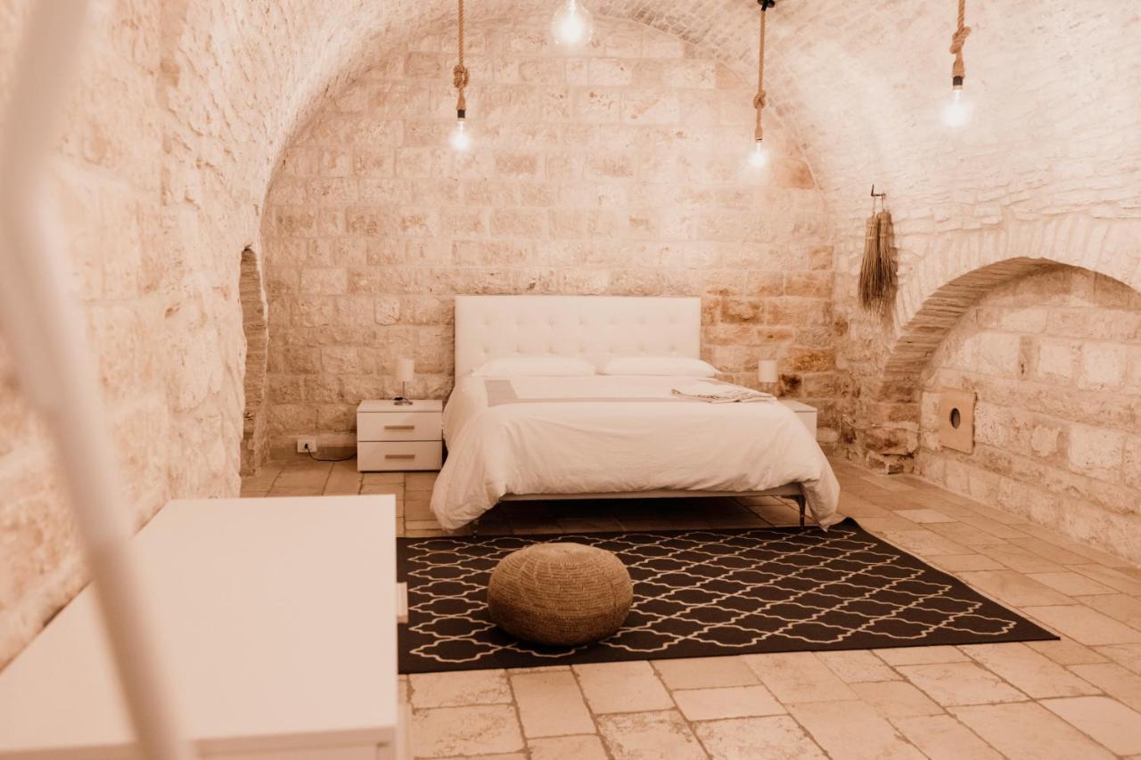 A Stare - Stone Apartment In The Historic Center - มอลเฟตตา ภายนอก รูปภาพ